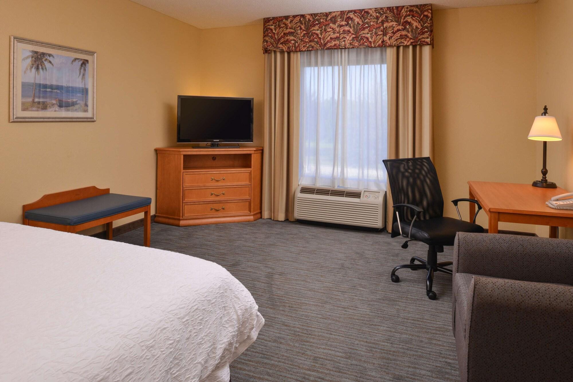 Hampton Inn & Suites Tampa East Casino Area Seffner Dış mekan fotoğraf