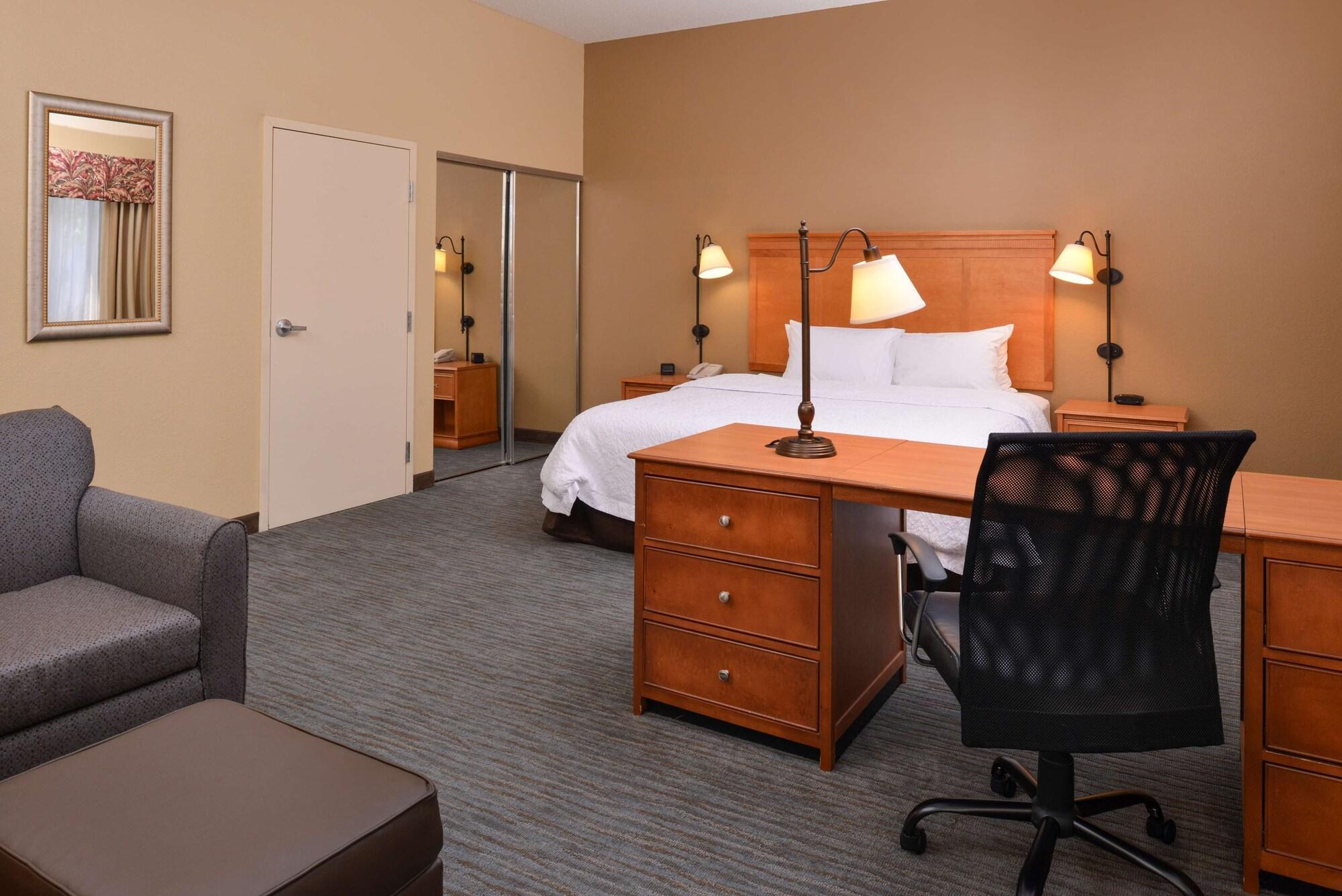 Hampton Inn & Suites Tampa East Casino Area Seffner Dış mekan fotoğraf