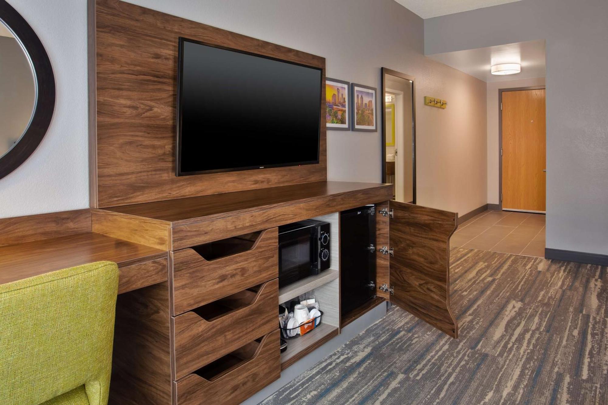 Hampton Inn & Suites Tampa East Casino Area Seffner Dış mekan fotoğraf
