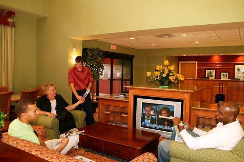 Hampton Inn & Suites Tampa East Casino Area Seffner İç mekan fotoğraf
